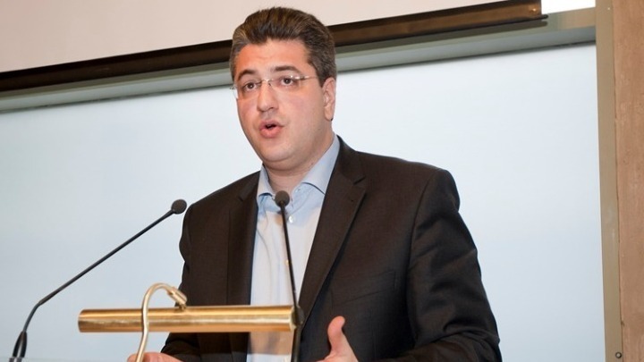 Τη διαφύλαξη των κονδυλίων της ΕΕ για τις τοπικές κοινωνίες ζητάει ο Απ. Τζιτζικώστας