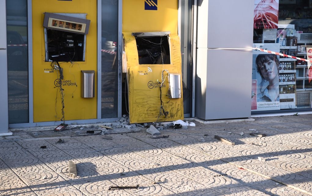 Θεσσαλονίκη: Ισχυρή έκρηξη σε δύο ΑΤΜ