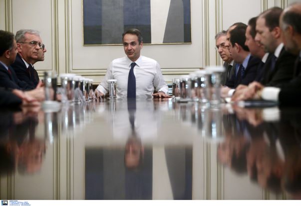 ΣΥΡΙΖΑ: «Ο Μητσοτάκης θέλησε να το παίξει Θάτσερ»