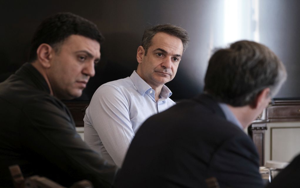 Μαξίμου: Τι αποφασίστηκε για τον κορονοϊό