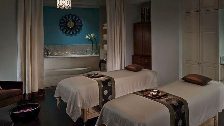 Αναστολή λειτουργίας των ξενοδοχείων 12μηνης λειτουργίας έως τέλος Απριλίου