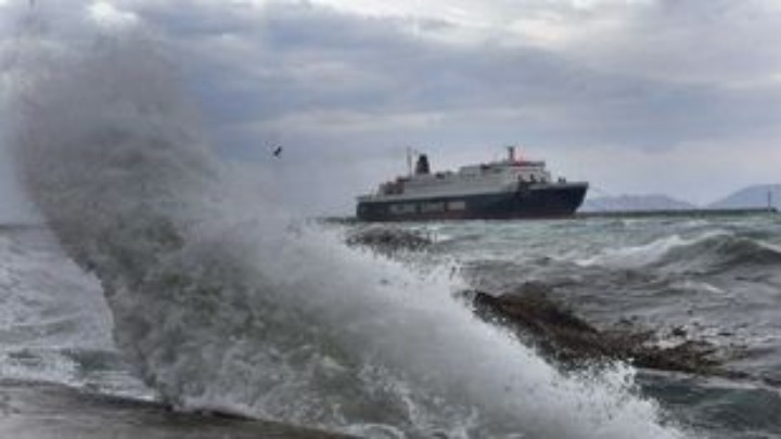 Απαγορευτικό απόπλου από Πειραιά, Ραφήνα και Λαύριο