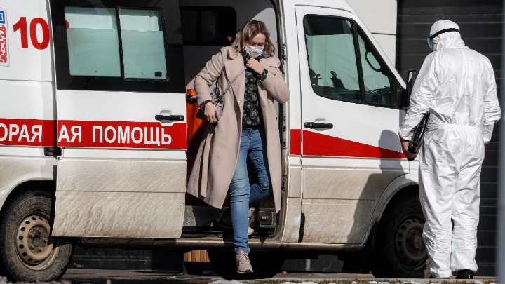 Covid-19: Στη Ρωσία οκτώ άνθρωποι ανέρρωσαν από τον κορονοϊό