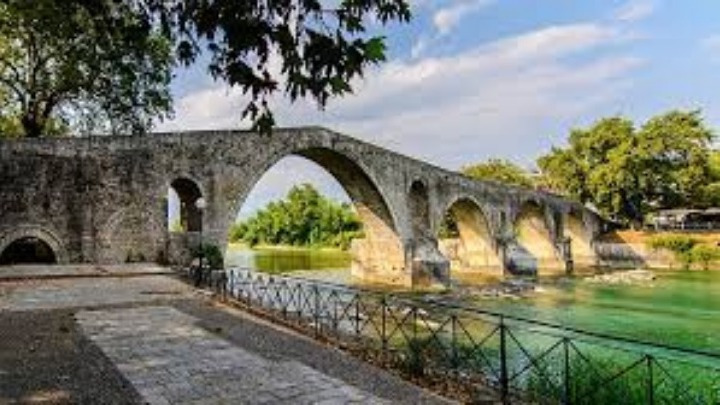 Δύο νέα κρούσματα κορονοϊού στην Άρτα, ανακοίνωσε η Πολιτική Προστασία Ηπείρου