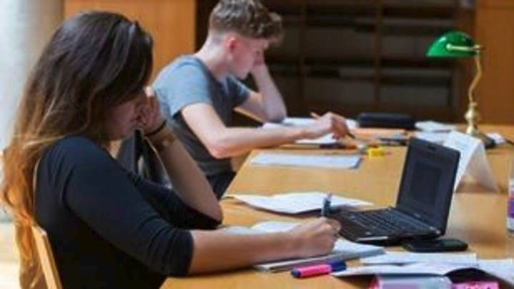 Περιφέρεια Στερεάς Ελλάδας: Επίδομα 250 ευρώ σε φοιτητές