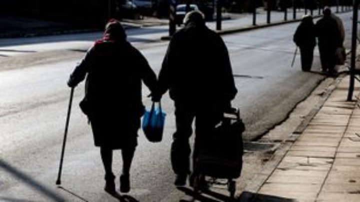 Ειδικές υπηρεσίες βοήθειας για την εξυπηρέτηση των ευπαθών ομάδων και των άπορων από τον Δήμο Βόλου