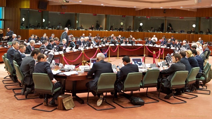 Ενισχυμένη Γραμμή Πίστωσης (ECCL) από τον ESM συζητά το Ecofin για να εξομαλυνθούν οι αγορές ομολόγων