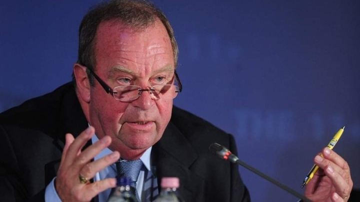 Επικεφαλής ιατρικής επιτροπής FIFA: «Επικίνδυνο να αρχίσουν οι διοργανώσεις τον Μάιο»