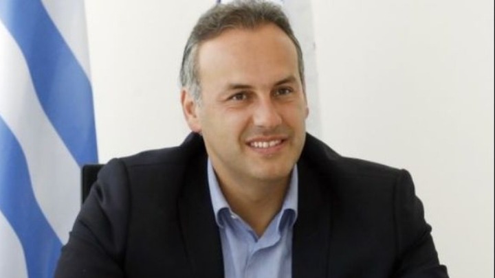 Γ. Παπανικολάου, δήμαρχος Γλυφάδας: «Είμαστε δίπλα σε κάθε ευάλωτο συμπολίτη μας που χρειάζεται βοήθεια»