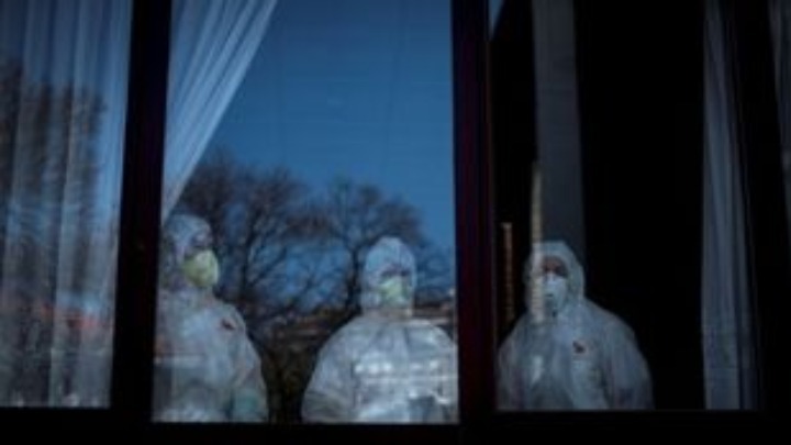 Γαλλία: Σχεδόν 1.400 τα νέα κρούσματα κορονοϊού