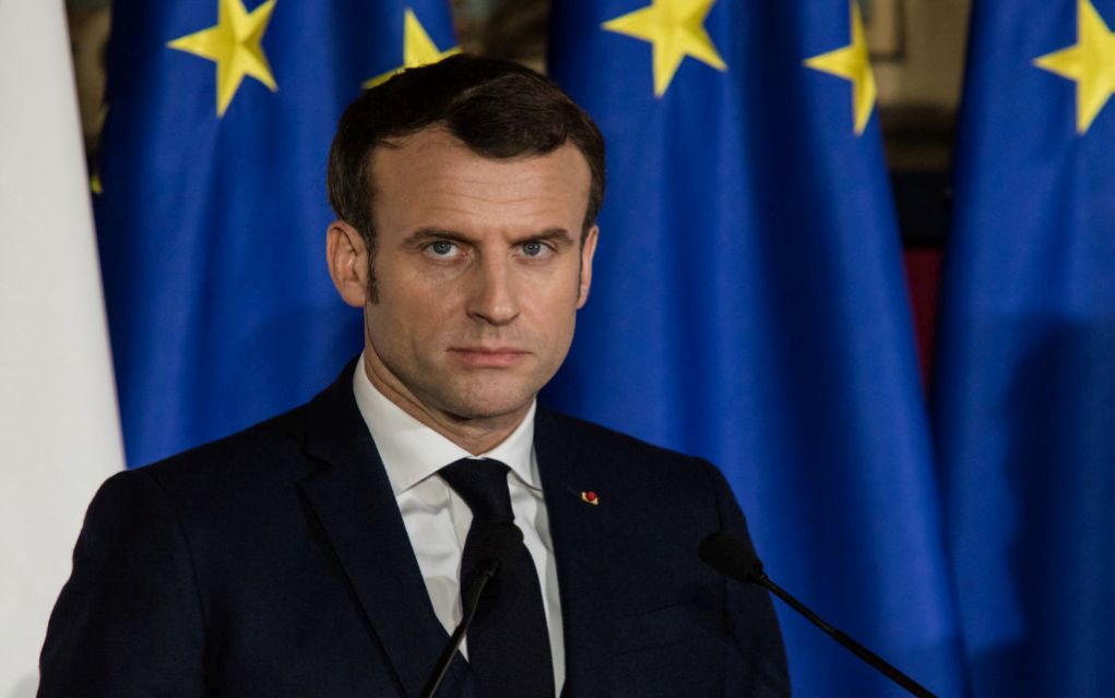 Προειδοποίηση Μακρόν: Η Ε.Ε. καταρρέει χωρίς κοινά ομόλογα