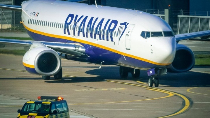 Η Ryanair ακυρώνει όλες τις πτήσεις από και προς Ιταλία