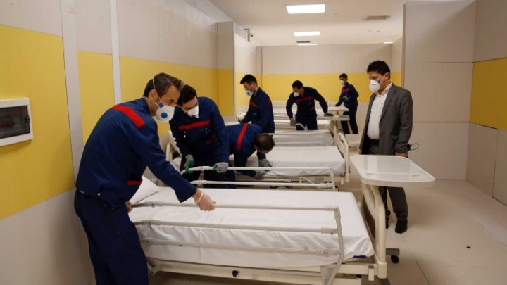 Η επιδημία εξαπλώνεται με αμείωτους ρυθμούς στο Ιράν