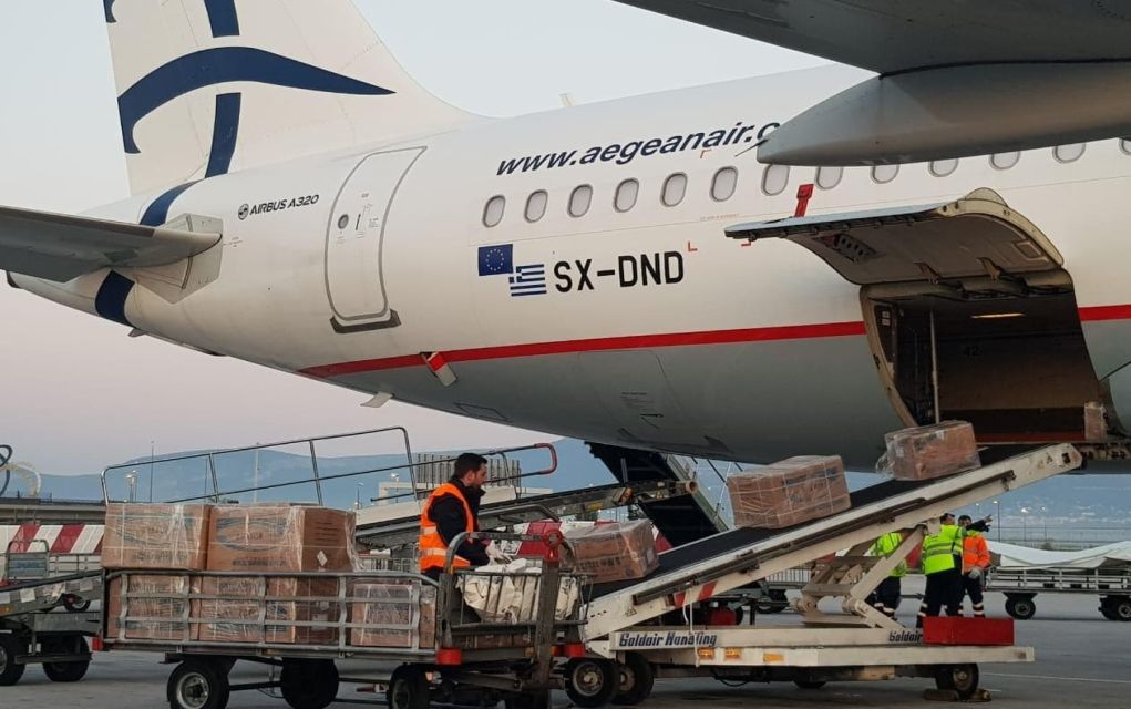 ΔΕΗ: Δωρεά 507.600 μασκών και 12.022 στολών στο ΕΣΥ