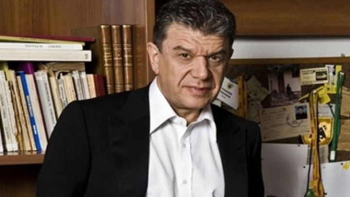 Ο δήμαρχος Ν.Φιλαδέλφειας, Γ. Βούρος καταθέτει το ήμισυ των αποδοχών του στον ειδικό λογαριασμό κατά του κορονοϊού