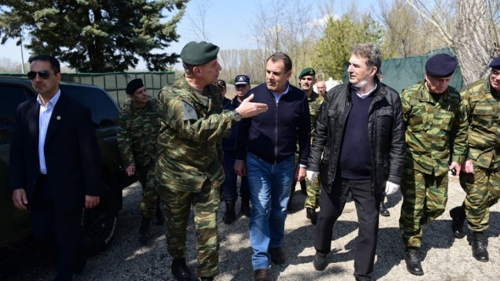 Οι ένοπλες δυνάμεις και τα σώματα ασφαλείας, παραμένουν σε εγρήγορση, διαβεβαίωσαν  Μ. Χρυσοχοΐδης και  Ν. Παναγιωτόπουλος