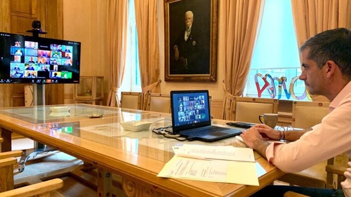 Σε τηλεδιάσκεψη με δεκάδες δημάρχους μεγάλων ξένων πόλεων για τον κορoνοϊό, συμμετείχε ο Κ. Μπακογιάννης