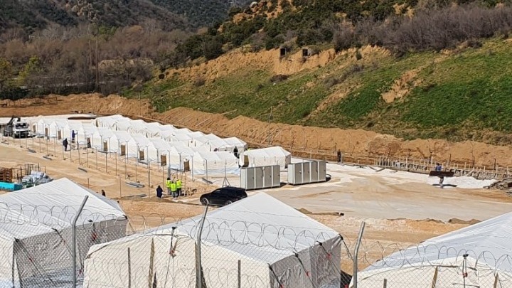 Σέρρες: προχωρά η κατασκευή του νέου κλειστού κέντρου φιλοξενίας προσφύγων και μεταναστών