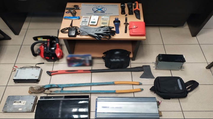 Σπείρα είχε ρημάξει επιχειρήσεις που είχαν κλείσει λόγω κορονοϊού