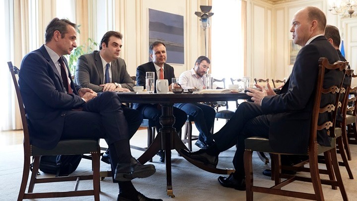 Συνάντηση του πρωθυπουργού με τον διευθύνοντα σύμβουλο της Vodafone
