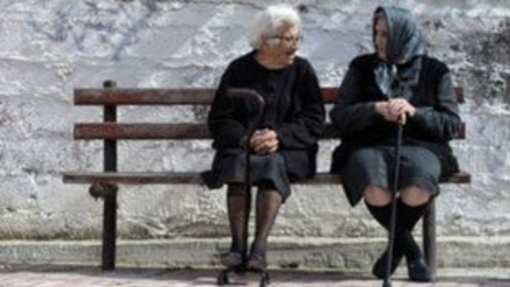 Συνεχής η γήρανση του πληθυσμού τις επόμενες δεκαετίες