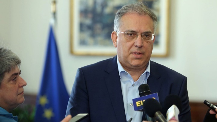 Οι ευχές του Τάκη Θεοδωρικάκου στο γιο του (pic)