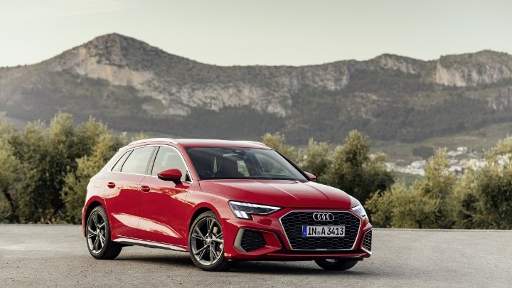 Το νέο Audi A3 είναι ένα premium compact πεντάθυρο χάτσμπακ με σπορ «DNA» και δυναμικό σχεδιασμό