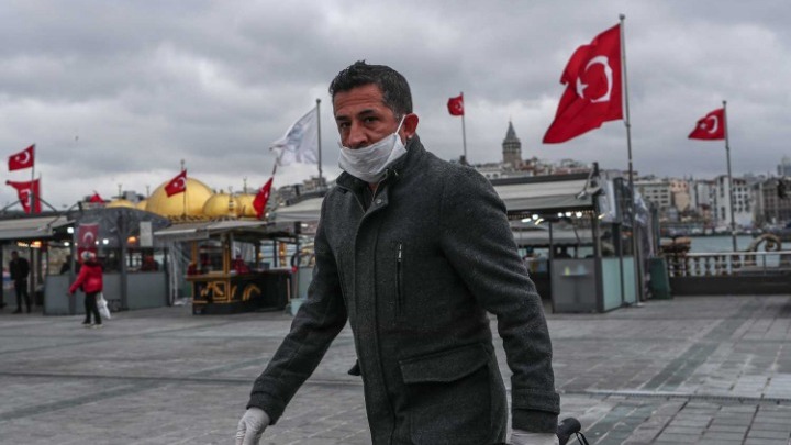 Τουρκία: 2.433 κρούσματα κορονοϊού, 59 οι νεκροί – Συλλήψεις για διασπορά ψευδών ειδήσεων