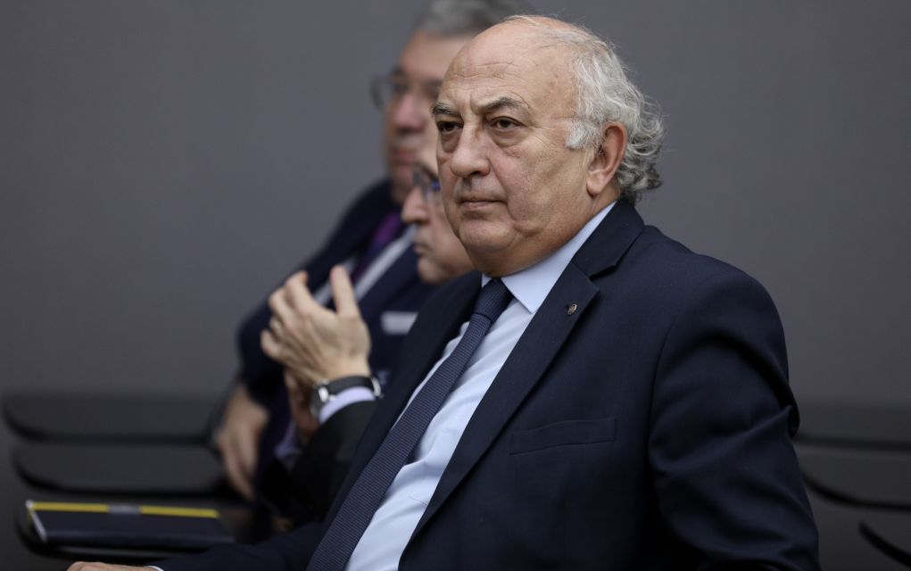 Γ. Αμανατίδης/Τα ψεύτικα τα λόγια τα μεγάλα για τους Έλληνες της Διασποράς