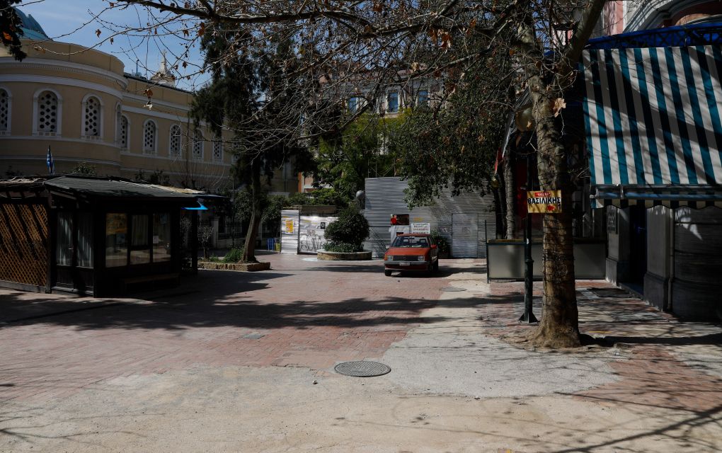 Τα κρούσματα κρίνουν την απαγόρευση κυκλοφορίας