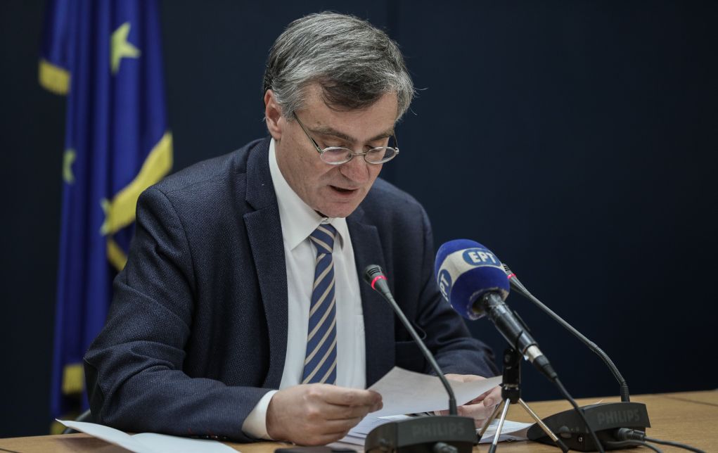 Τσιόδρας: 71 νέα κρούσματα στη χώρα – 695 συνολικά