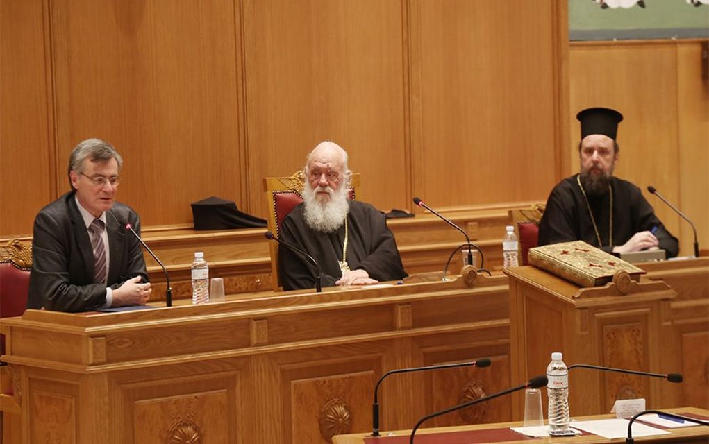 Ιερά Σύνοδος: Αναστέλλονται Λειτουργίες, γάμοι, βαφτίσεις