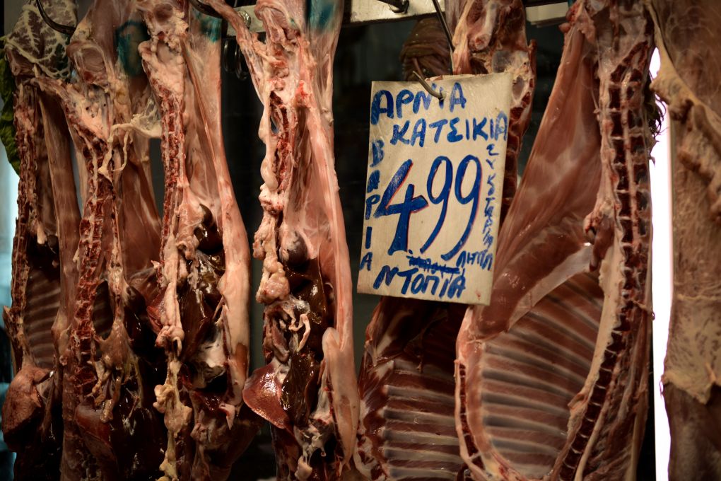 Στα 54 ευρώ το Πασχαλινό καλάθι φέτος