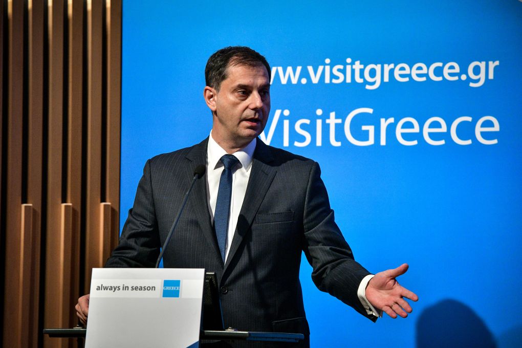 Θεοχάρης: «Ετοιμαζόμαστε να υποδεχτούμε τουρίστες»