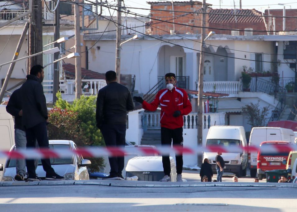 Κορονοϊός: «Υγειονομική βόμβα» στη Λάρισα