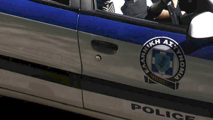 Διάρρηξη σε καφέ-μπαρ που είχε κατεβάσει ρολά λόγω κορονοϊού
