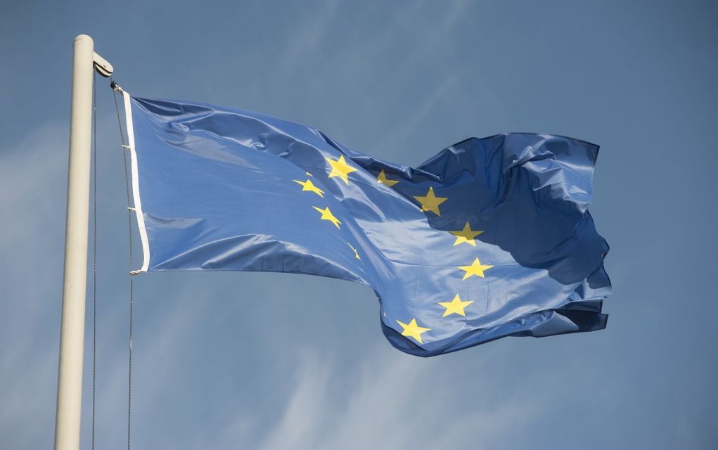 Γ. Τσιουπλάκης/STATUS QUO ή Entente; Ε.Ε. Κοινωνικό φαινόμενο ή ΟΧΙ;
