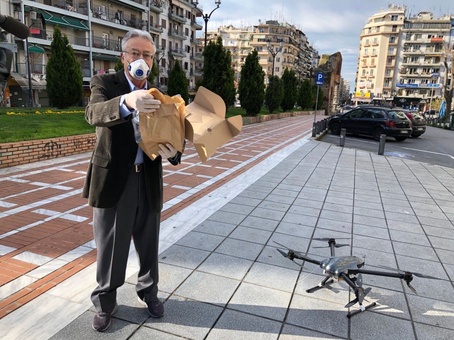 Με ένα drone τα φάρμακα στην πόρτα σας