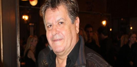 Γιάννης Καπετάνιος