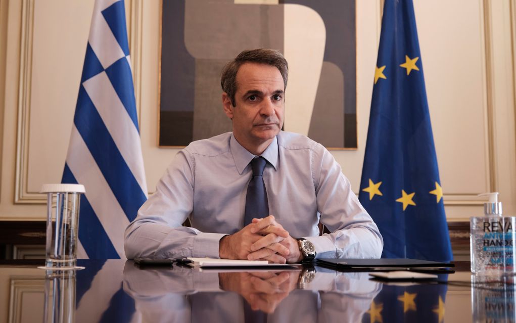 Μητσοτάκης: Οδηγίες για τη μάσκα μέσω twitter (vd)