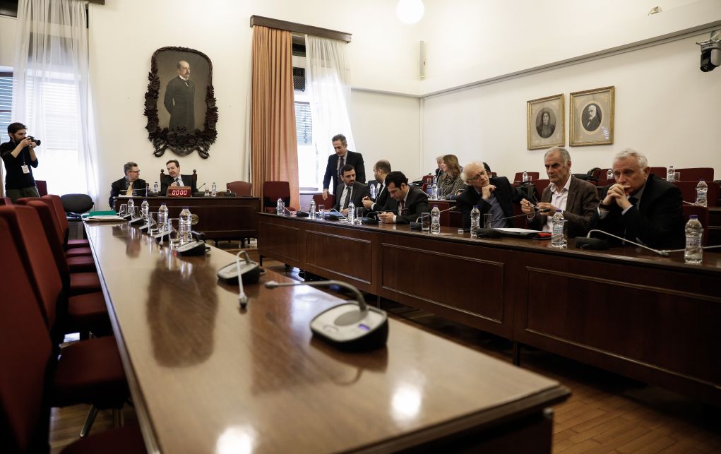 Κορονοϊός: Νέα καθημερινότητα, φόβος του ιού και… Novartis