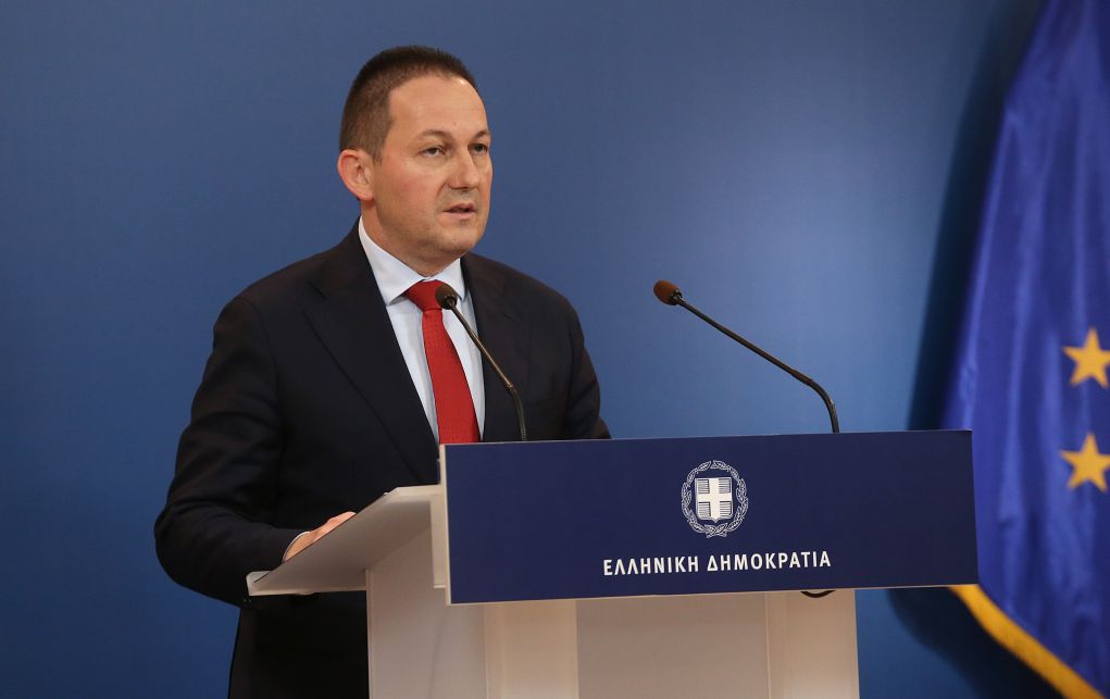 Πέτσας: «Προκαλούν τους ανέργους οι ισχυρισμοί Τσίπρα»