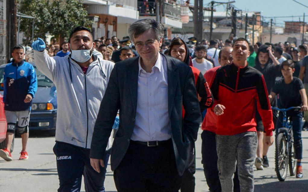 Λάρισα: Επίθεση Ρομά σε Τσιόδρα – Χαρδαλιά (vd)