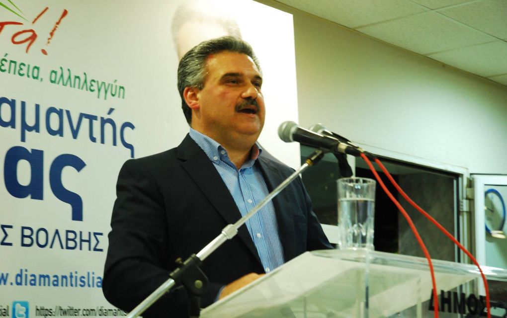 «Χωρίς ομπρέλες και ξαπλώστρες ο δήμος Βόλβης»