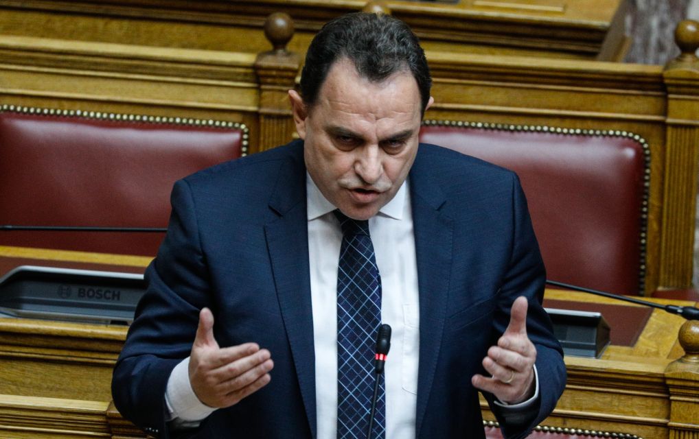 Γεωργαντάς: «Αναμένουμε τις εισηγήσεις των ειδικών για υποχρεωτικότητα στους κάτω των 60» (vid)