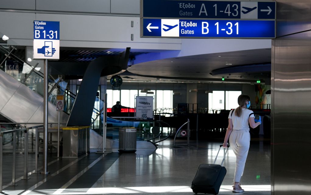 Σύψας: Έχουμε πόλεμο και χάνουμε – επιστρέφουν εκδρομείς από διακοπές και φέρνουν τον κορονοϊό