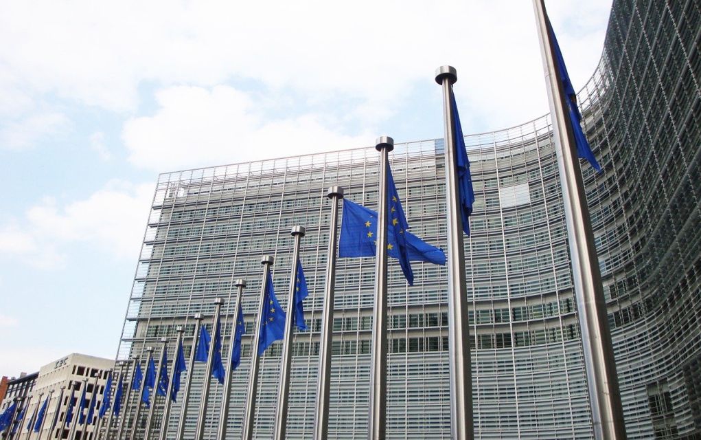 ΕΕ: Πράσινο φως στην Ελλάδα για εκταμίευση δόσης 748 εκ. ευρώ