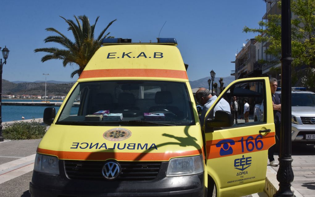 Τροχαίο ατύχημα στα Χανιά – Ντελιβεράς τραυματίστηκε σοβαρά στο κεφάλι