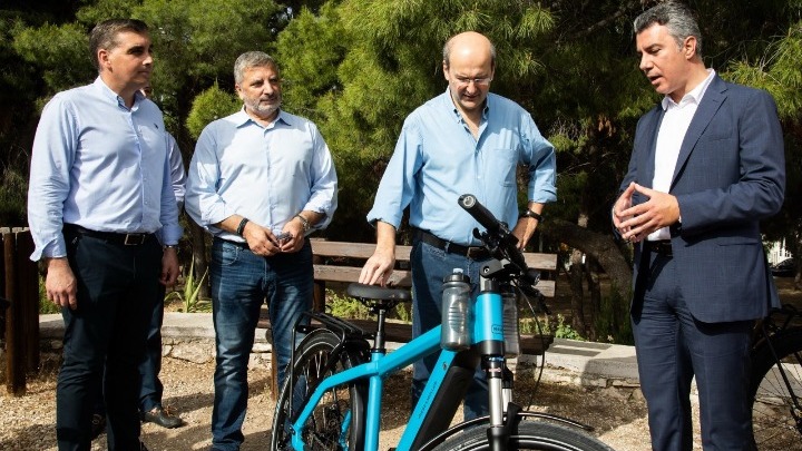 Στον τομέα των e-Bikes επεκτείνει τις δραστηριότητες της η Kosmocar