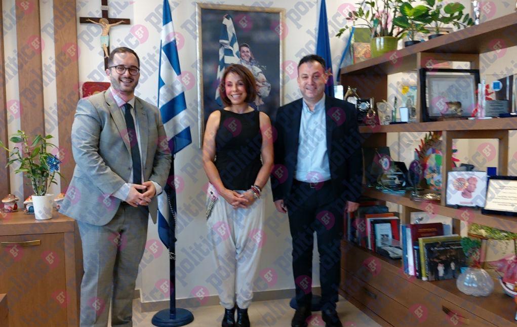 Συνάντηση Πατουλίδου με τον πρόεδρο του ΟΚΑΝΑ